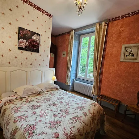 Chateau De Montsable Bed & Breakfast Lezoux